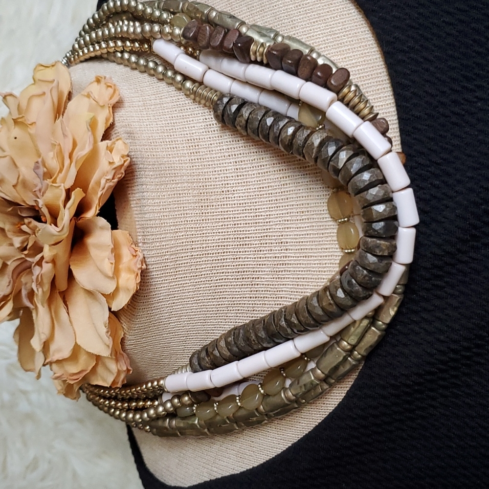 NWOT CHICO'S WOMENS MULTISTRAND BIB NECKLACE